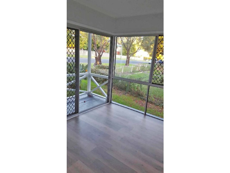 42 Stephenson Street, Sadliers Crossing QLD 4305