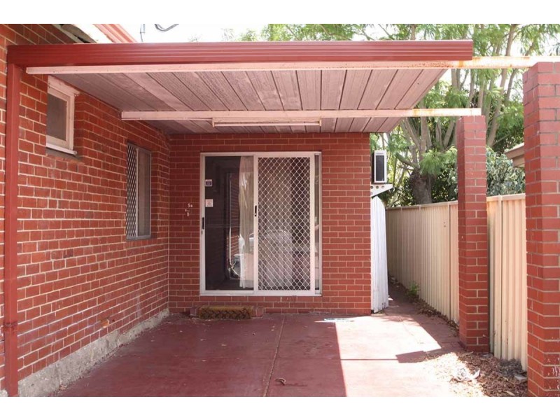 5B Victoria Street, St James WA 6102