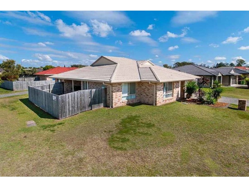4/11 Acemia Drive, Morayfield QLD 4506
