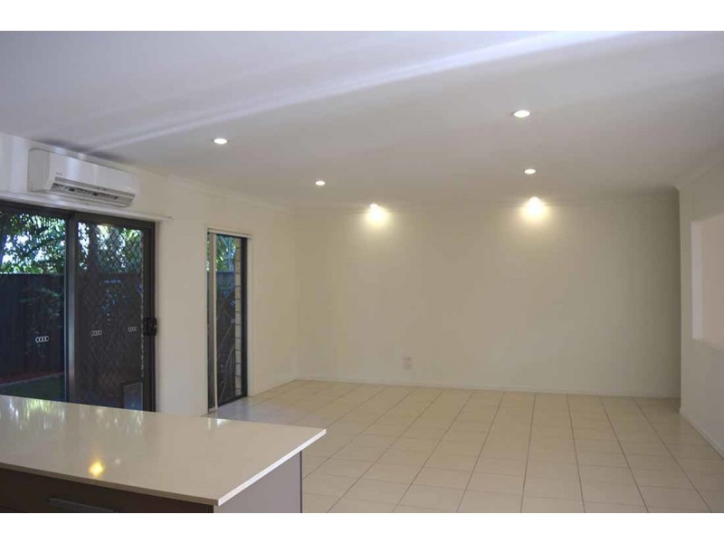 4/208 Nerang Street, Southport QLD 4215