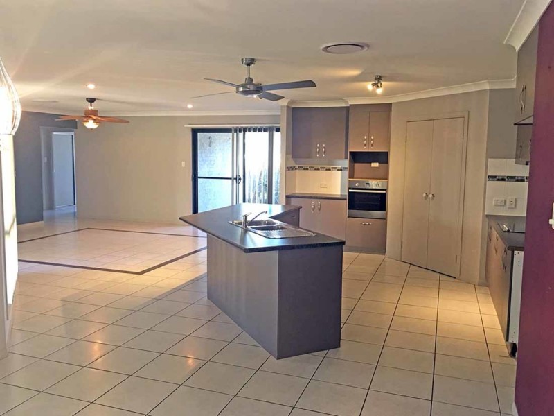 25 Attenborough Circuit, Redland Bay QLD 4165