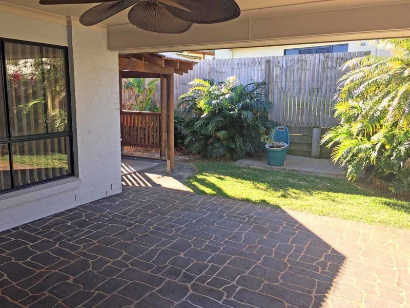 25 Attenborough Circuit, Redland Bay QLD 4165