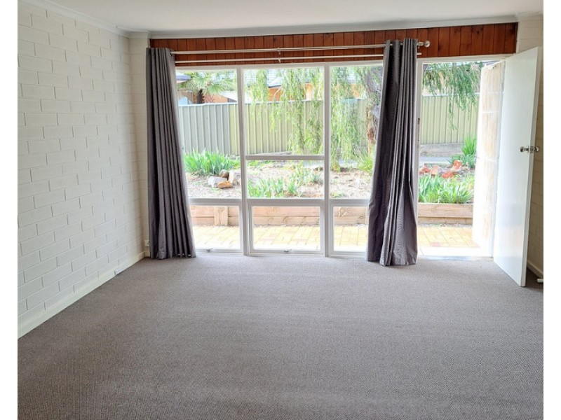 2/4 Palomino Place, Morphett Vale SA 5162