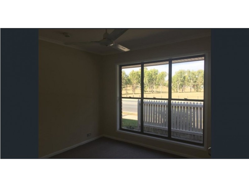 32 Ann Street, Kallangur QLD 4503