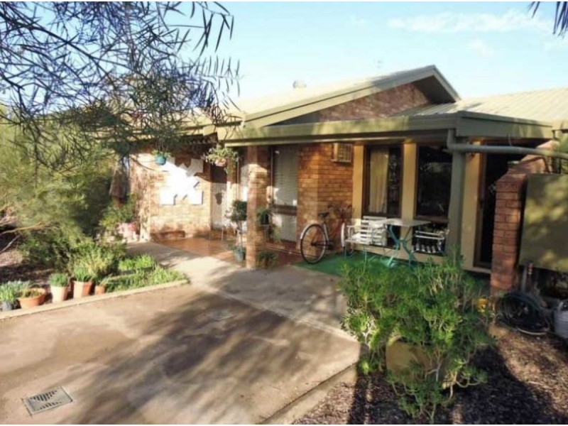 2/7 Darbon Terrace, Crystal Brook SA 5523