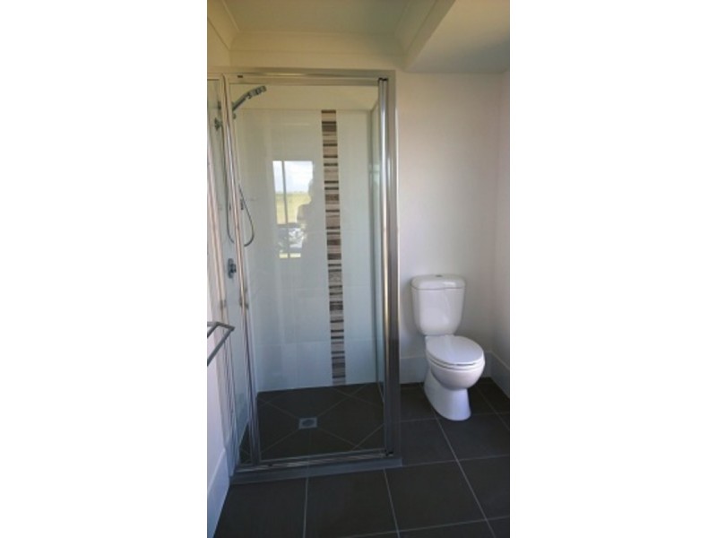 1/20 Amara Street, Rural View QLD 4740