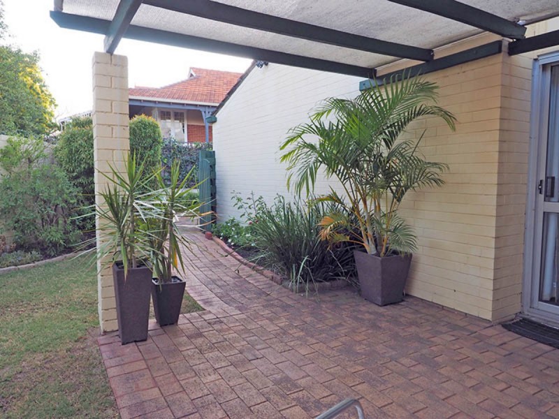 5/2 Queens Crescent, Mount Lawley WA 6050