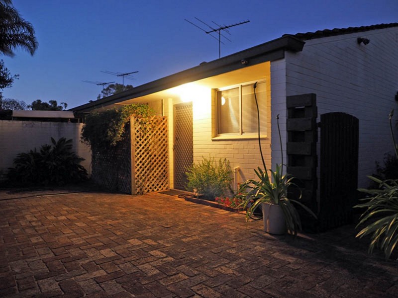 5/2 Queens Crescent, Mount Lawley WA 6050