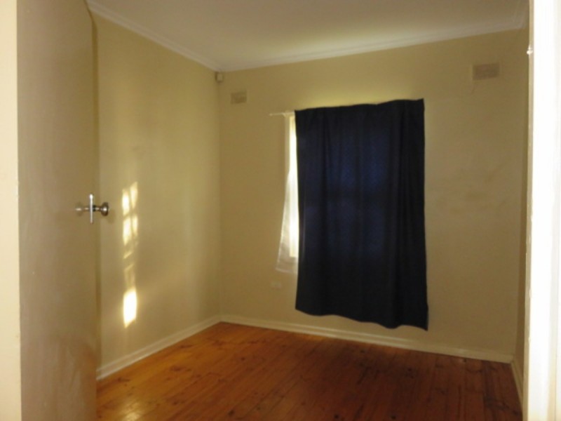 4 Conyngham Street, Elizabeth East SA 5112