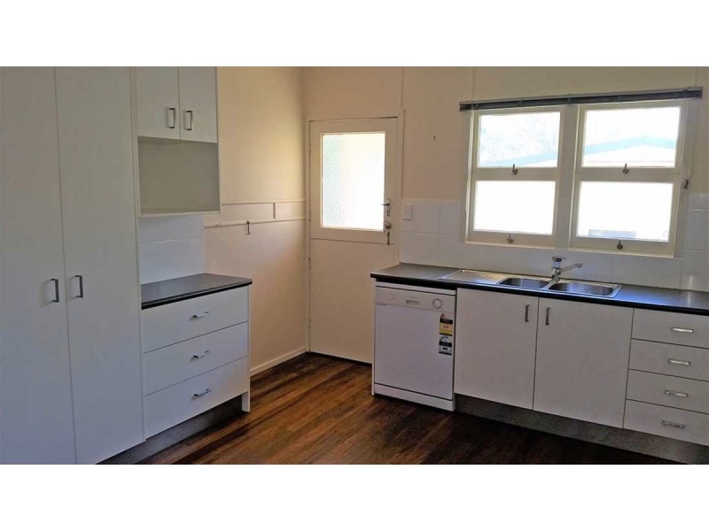 989 Waterworks Road, The Gap QLD 4061