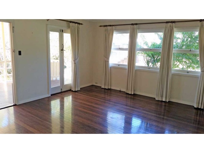 989 Waterworks Road, The Gap QLD 4061