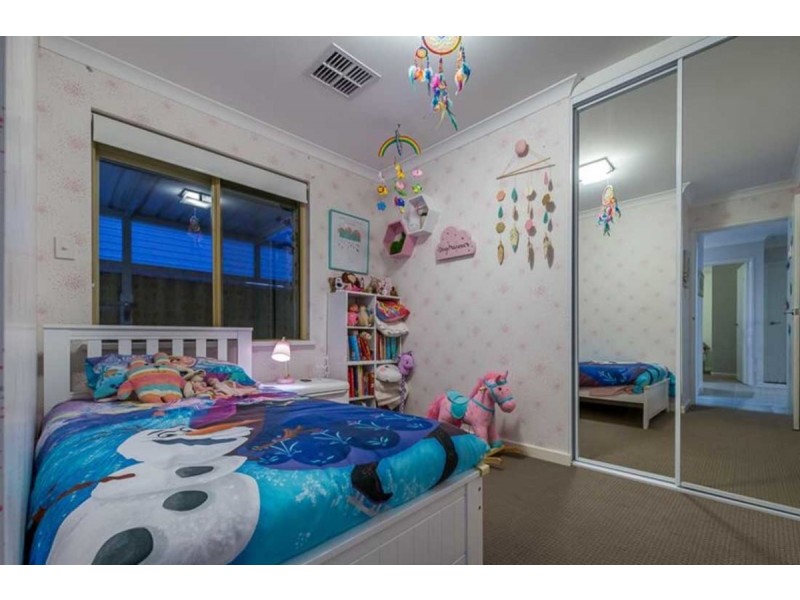 8 Loftia View, Clarkson WA 6030