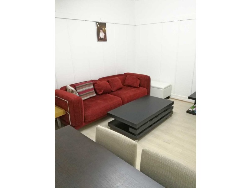 8 Burnley Street, Newmarket QLD 4051