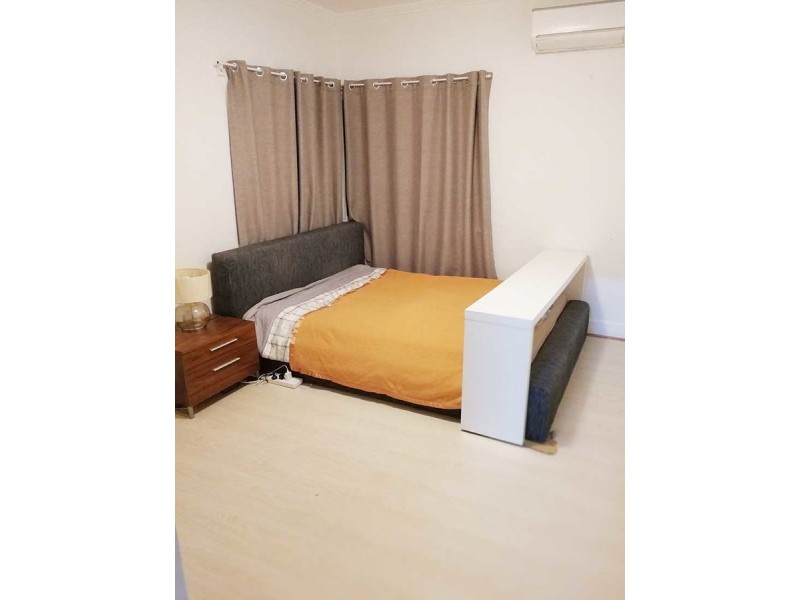 8 Burnley Street, Newmarket QLD 4051