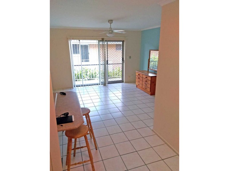 3/19 Weemala Street, Chevron Island QLD 4217