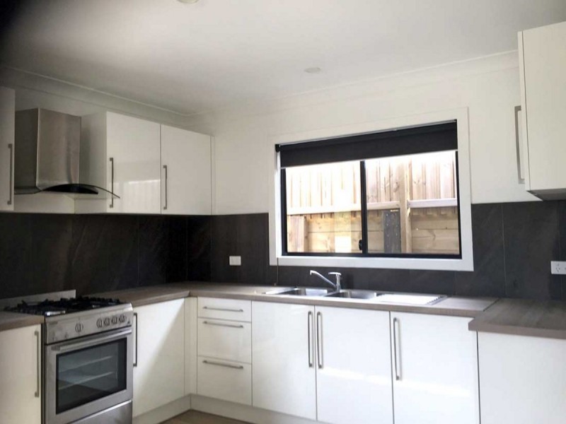 31 Arnott Crescent, Warriewood NSW 2102