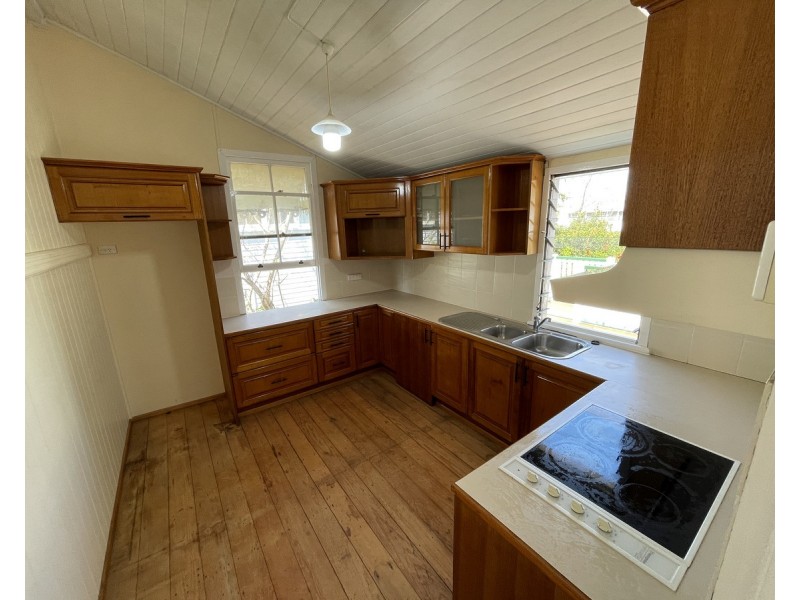 345 Oxley Road, Graceville QLD 4075