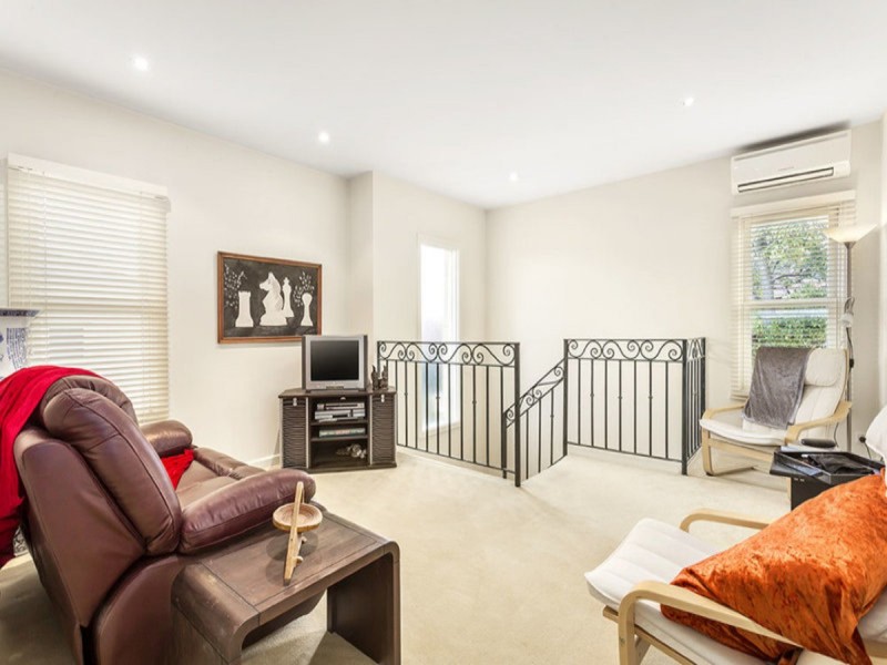 2/2 Clifton Grove, Hawthorn East VIC 3123