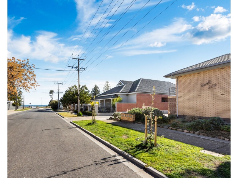 3/11 Musgrave Street, Largs Bay SA 5016