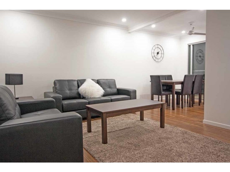 677 Ross River Road, Kirwan QLD 4817