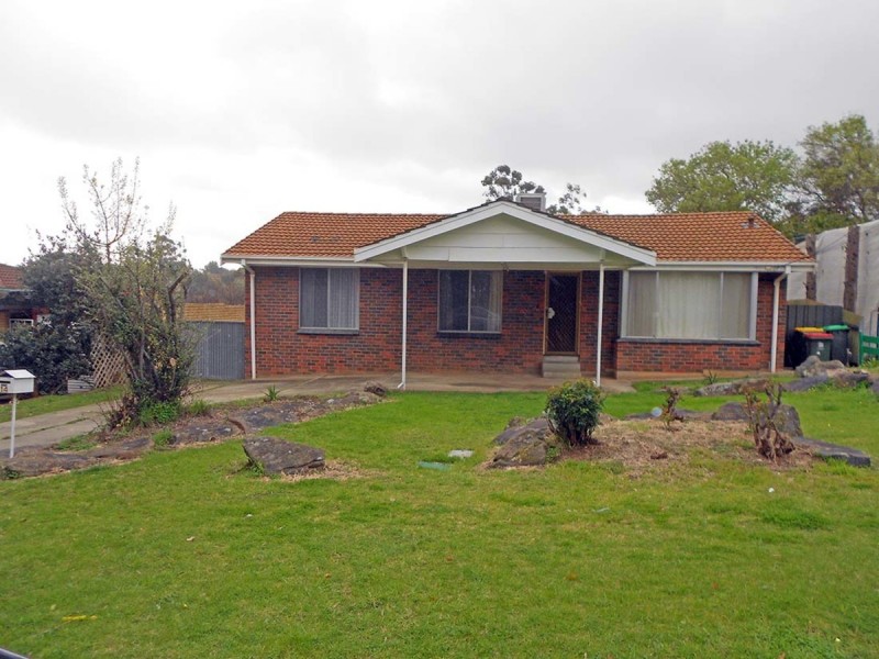 14 Grant Avenue, Ridgehaven SA 5097