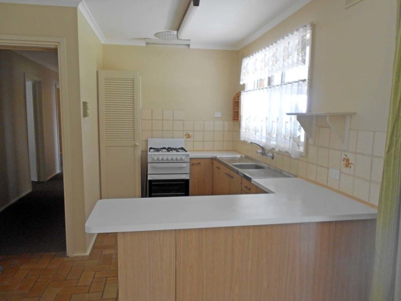 14 Grant Avenue, Ridgehaven SA 5097