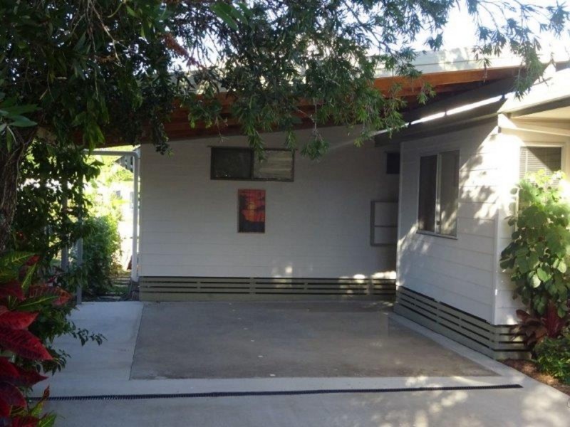 11A Third Avenue, Caloundra QLD 4551