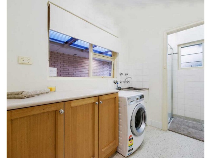 13 Riverside Drive, Fulham SA 5024