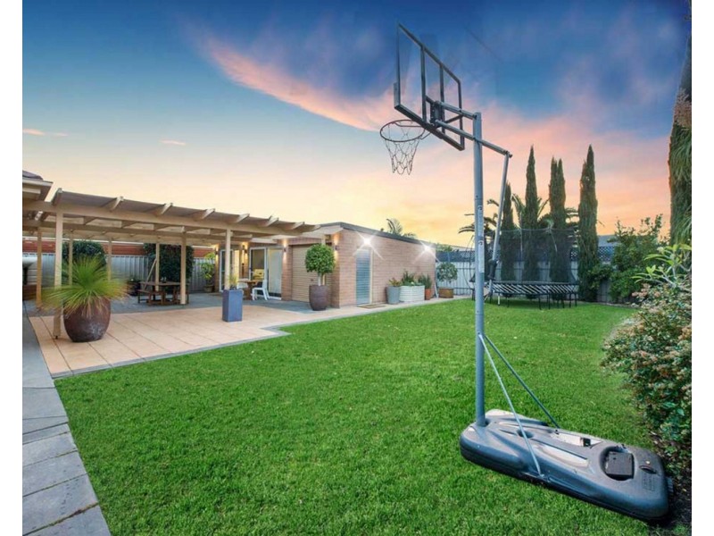 13 Riverside Drive, Fulham SA 5024