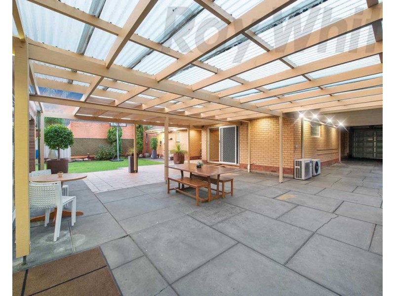 13 Riverside Drive, Fulham SA 5024