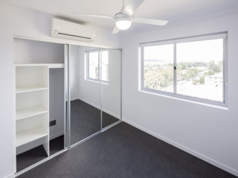 27/25-27 Regent Street, Woolloongabba QLD 4102