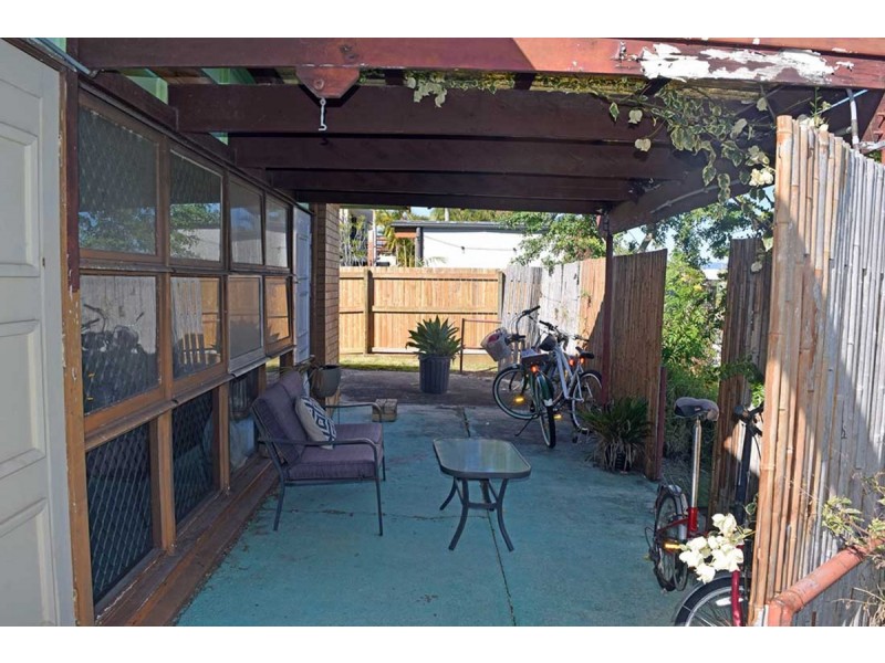 7 Summerland Key, Broadbeach Waters QLD 4218