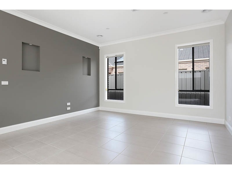 89 Aruma Avenue, Melton West VIC 3337