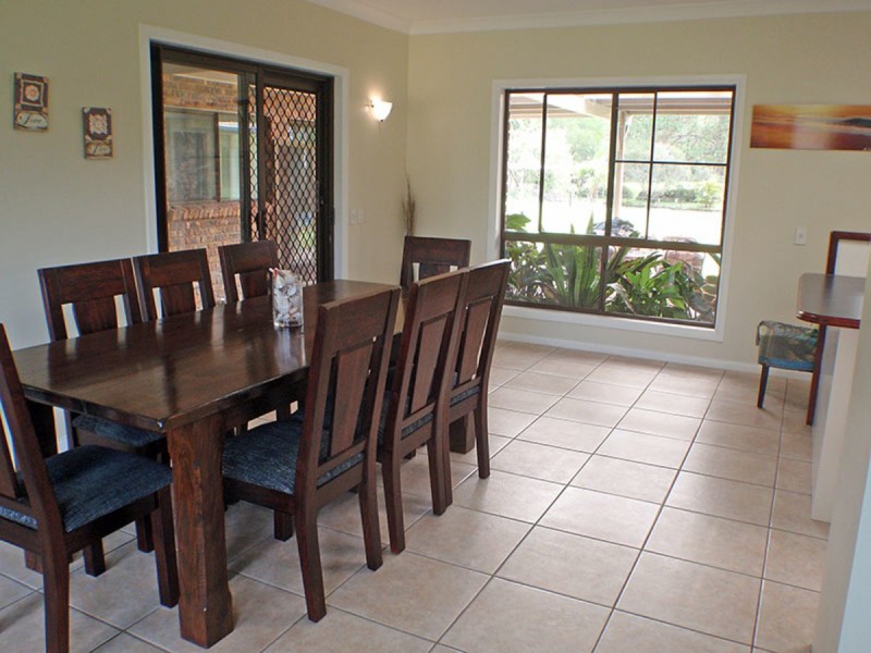 32 Mooloolah Meadows Drive, Mooloolah Valley QLD 4553