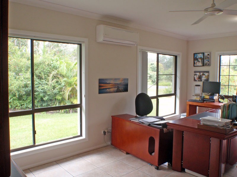 32 Mooloolah Meadows Drive, Mooloolah Valley QLD 4553