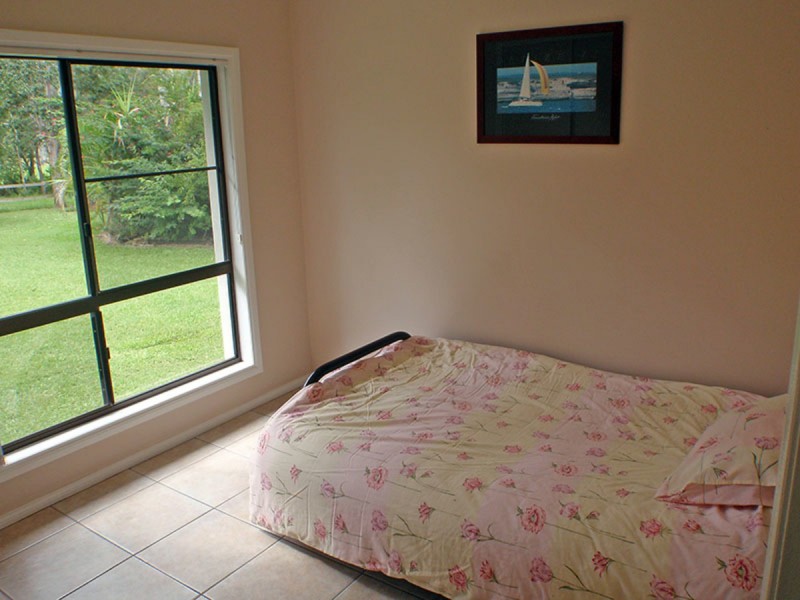 32 Mooloolah Meadows Drive, Mooloolah Valley QLD 4553