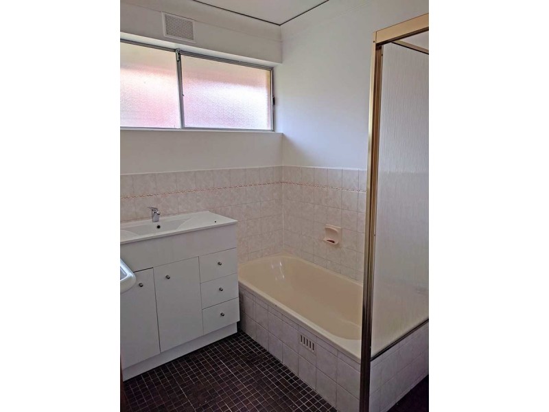 1 Glenburnie Street, Happy Valley SA 5159
