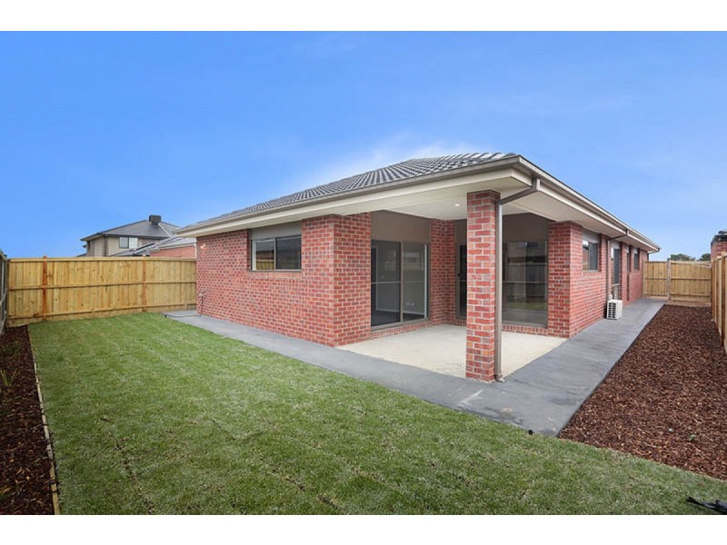 11 Emily Street, Greenvale VIC 3059