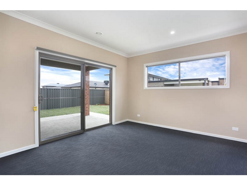 69 Horizon Boulevard, Greenvale VIC 3059