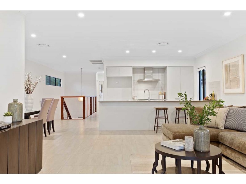 40 Ellen Street, Oxley QLD 4075