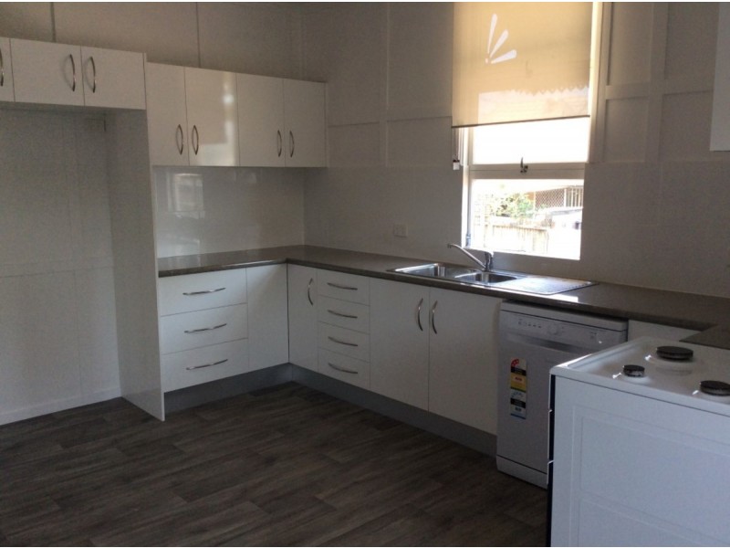 50 Poinciana Avenue, Tewantin QLD 4565