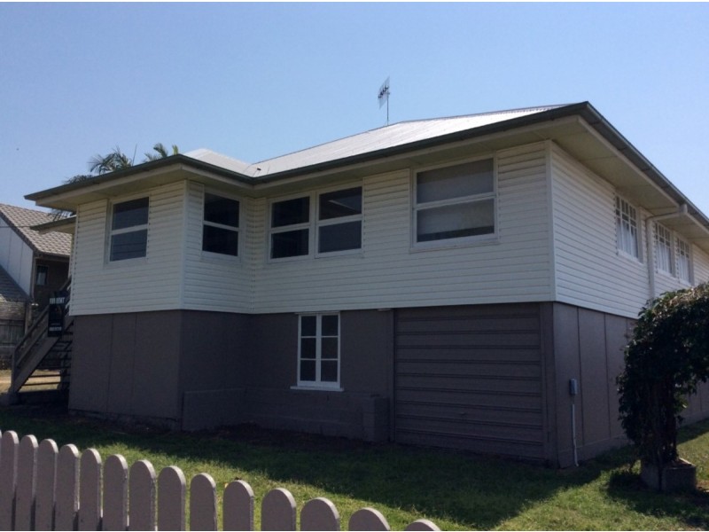50 Poinciana Avenue, Tewantin QLD 4565