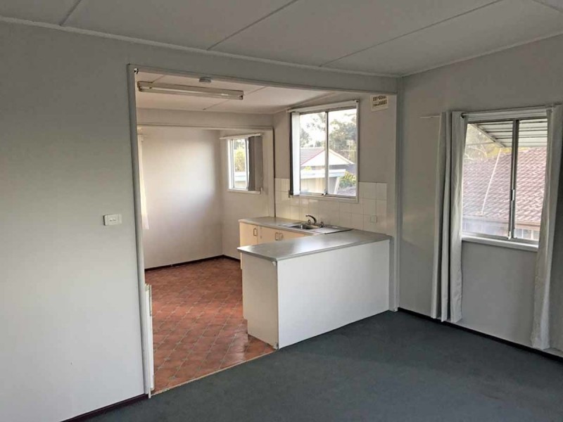 21 Wirigi Street, Berkeley Vale NSW 2261