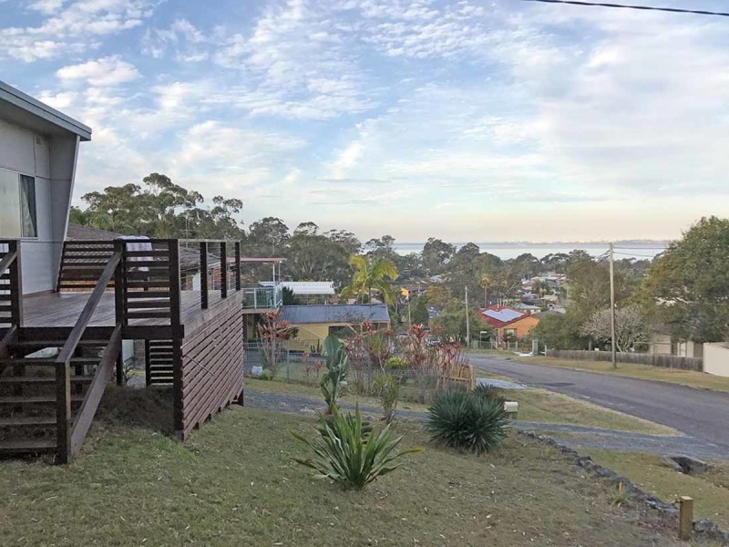 21 Wirigi Street, Berkeley Vale NSW 2261