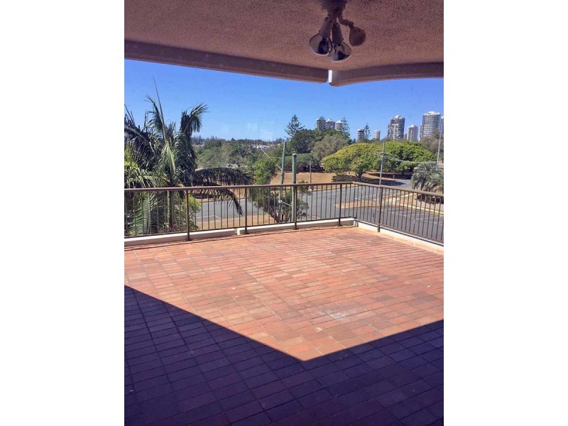 3E/10 Marine Parade, Southport QLD 4215