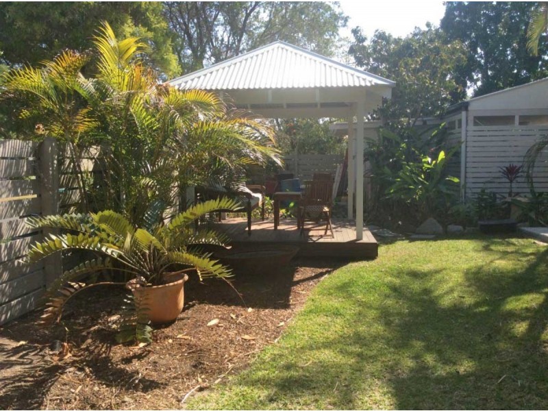 1/2 Ketch Place, Noosaville QLD 4566