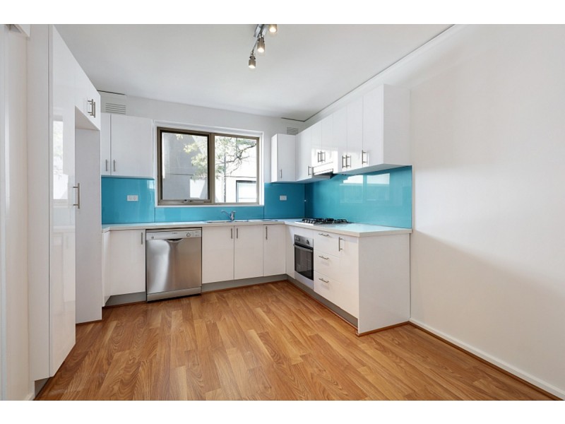 2/31-33 Wattletree Road, Armadale VIC 3143