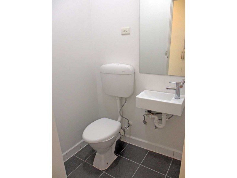 2/31-33 Wattletree Road, Armadale VIC 3143