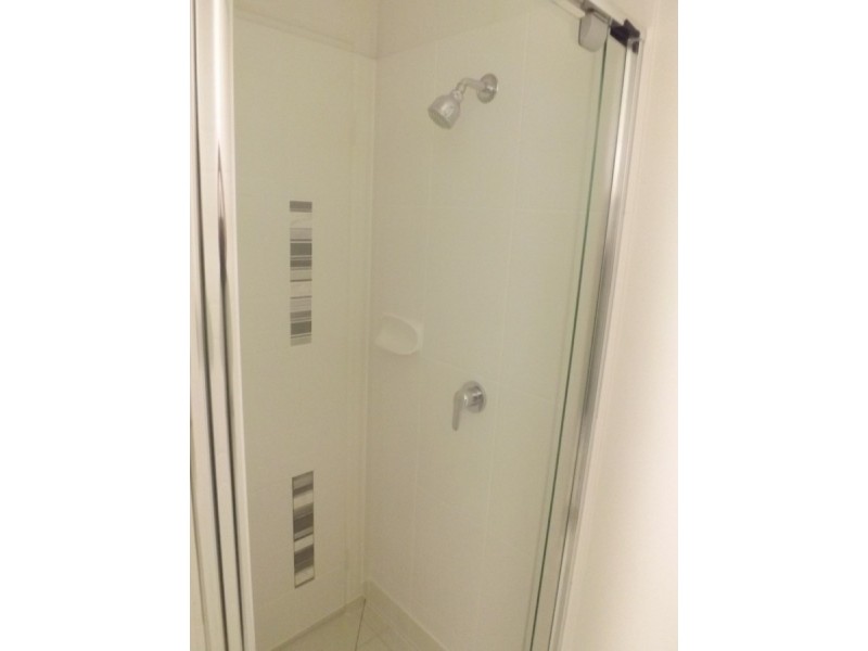 2/6 Melville Street, Brassall QLD 4305