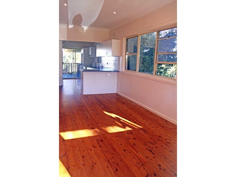 2/14 Melbourne Avenue, Mona Vale NSW 2103